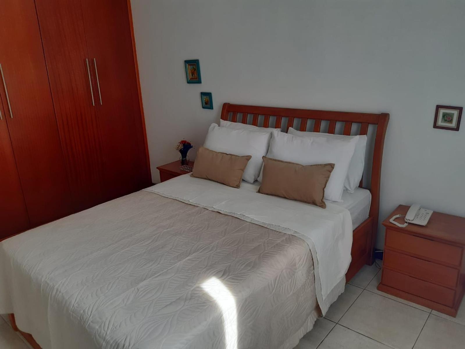 Apartment Na Da Barra Da Tijuca ,posto 6 Aptº Inteiro Ate 4 Pessoas *